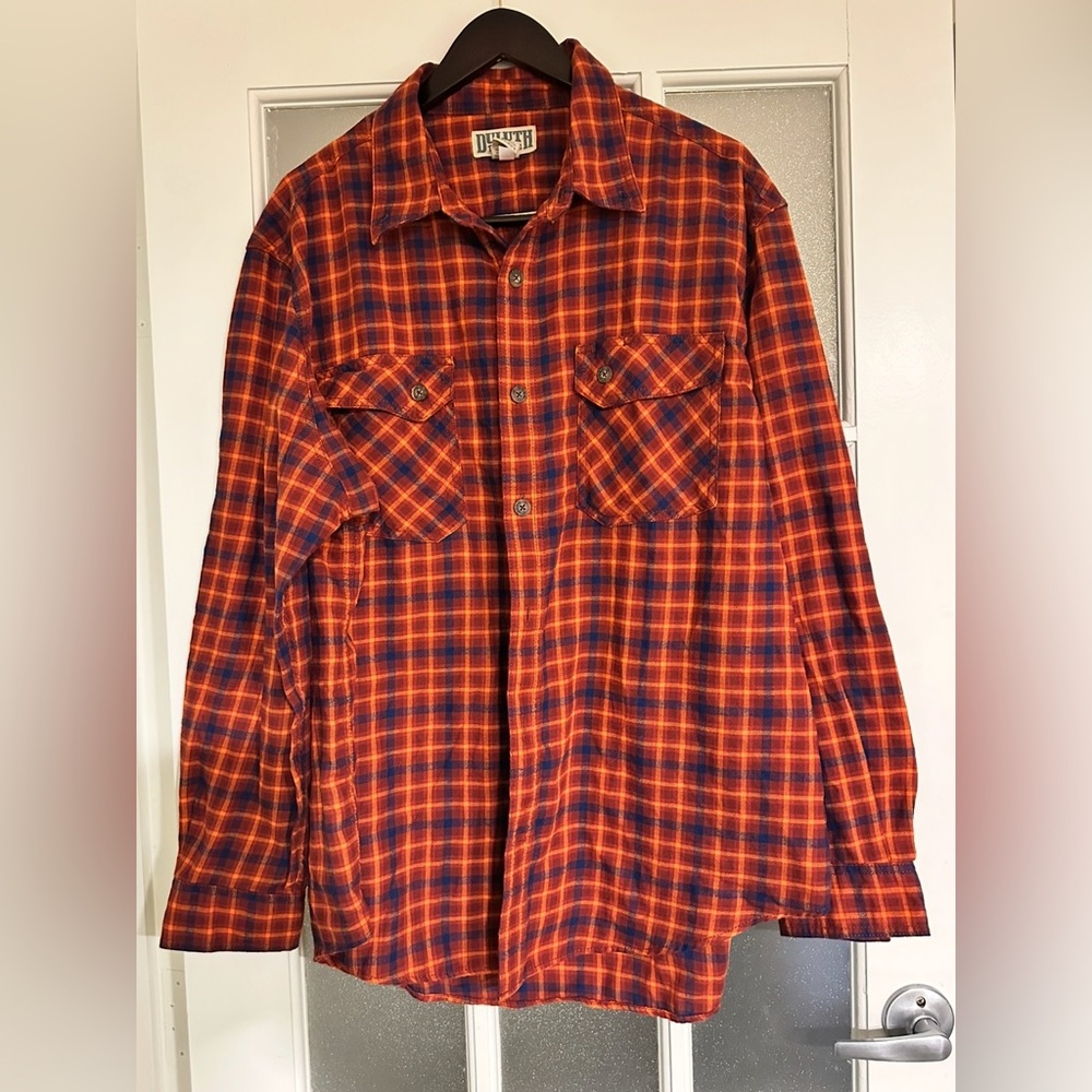 Duluth men’s red‎ flannel shirt size XL